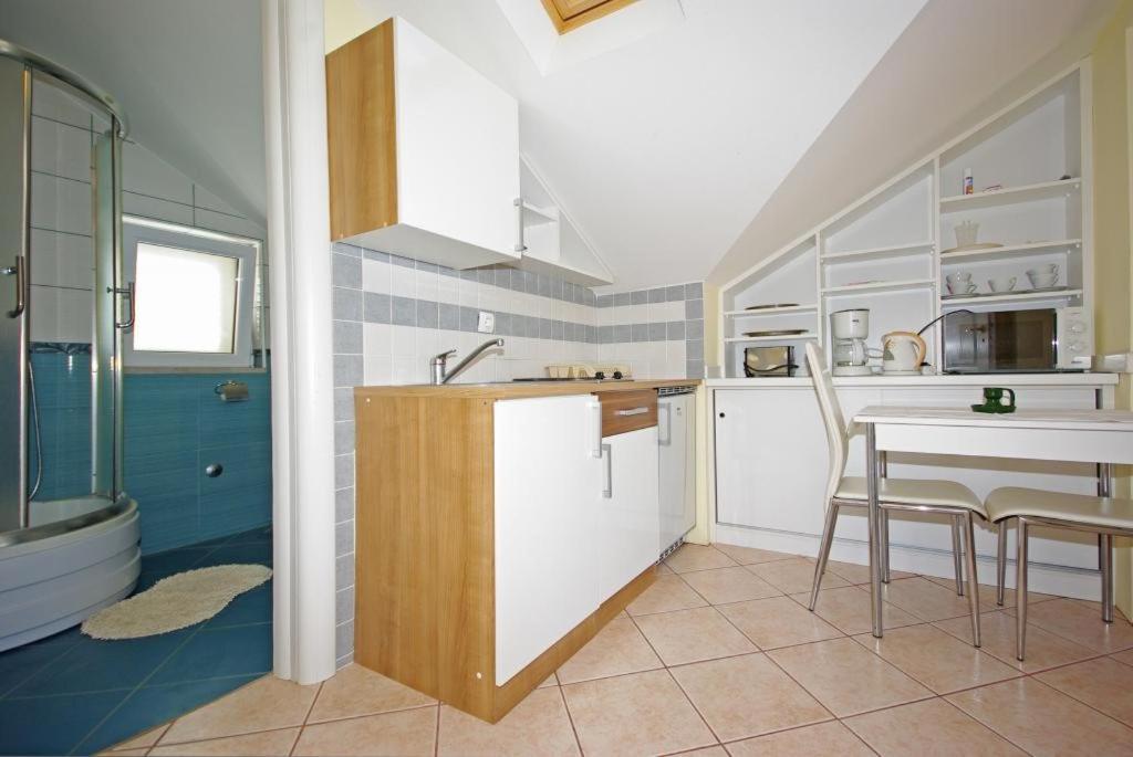 סומרטין Apartments Villa Rose מראה חיצוני תמונה