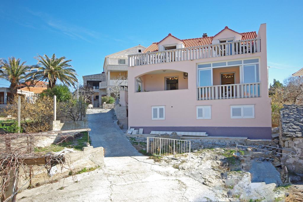 סומרטין Apartments Villa Rose מראה חיצוני תמונה